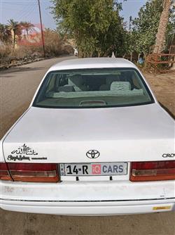 تۆیۆتا کراون